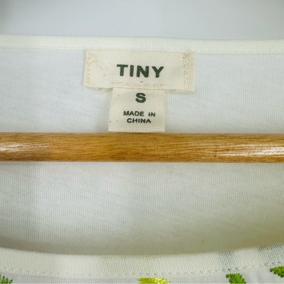 🔥SOLD🔥 Anthropologie Tiny Lori Embroidered Ivory Floral Boho Peasant Top S - Picture 10 of 11